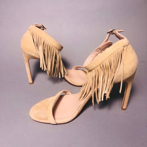 Authentic Stuart Weitzman Nude Fringes Sandals - Picture 2 of 7